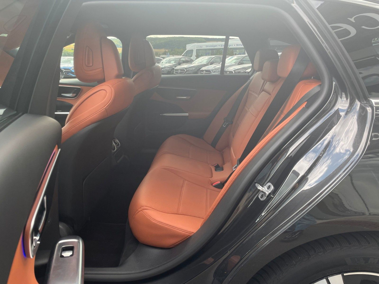 Mercedes-Benz C 300 e T AVANTGARDE R-Kamera+TOTW+Carplay - Makinë me portobagazh: foto 2 Mercedes-Benz C 300 e T AVANTGARDE R-Kamera+TOTW+Carplay - Makinë me portobagazh: foto 2