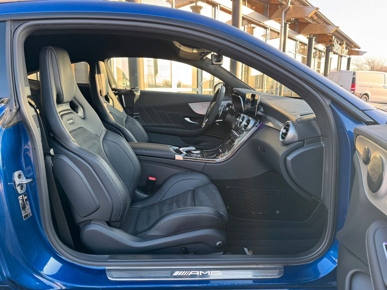 Mercedes-Benz C 63 AMG Coupe+AeroP+Distr+Sportsitze+360 - Coupe: foto 5 Mercedes-Benz C 63 AMG Coupe+AeroP+Distr+Sportsitze+360 - Coupe: foto 5