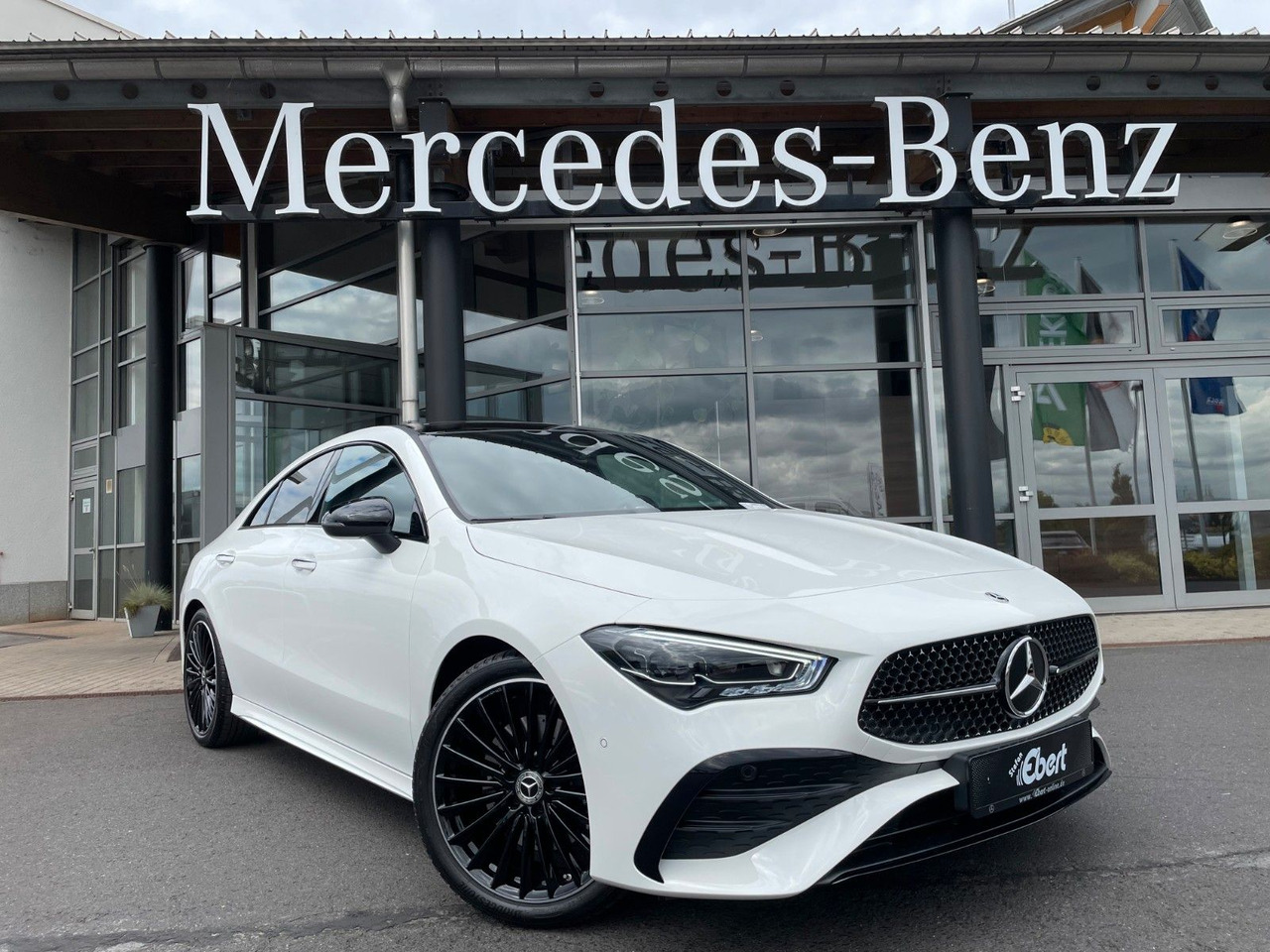 Mercedes-Benz CLA 200 AMG Pano+R-Kamera+19" - Coupe: foto 1 Mercedes-Benz CLA 200 AMG Pano+R-Kamera+19" - Coupe: foto 1