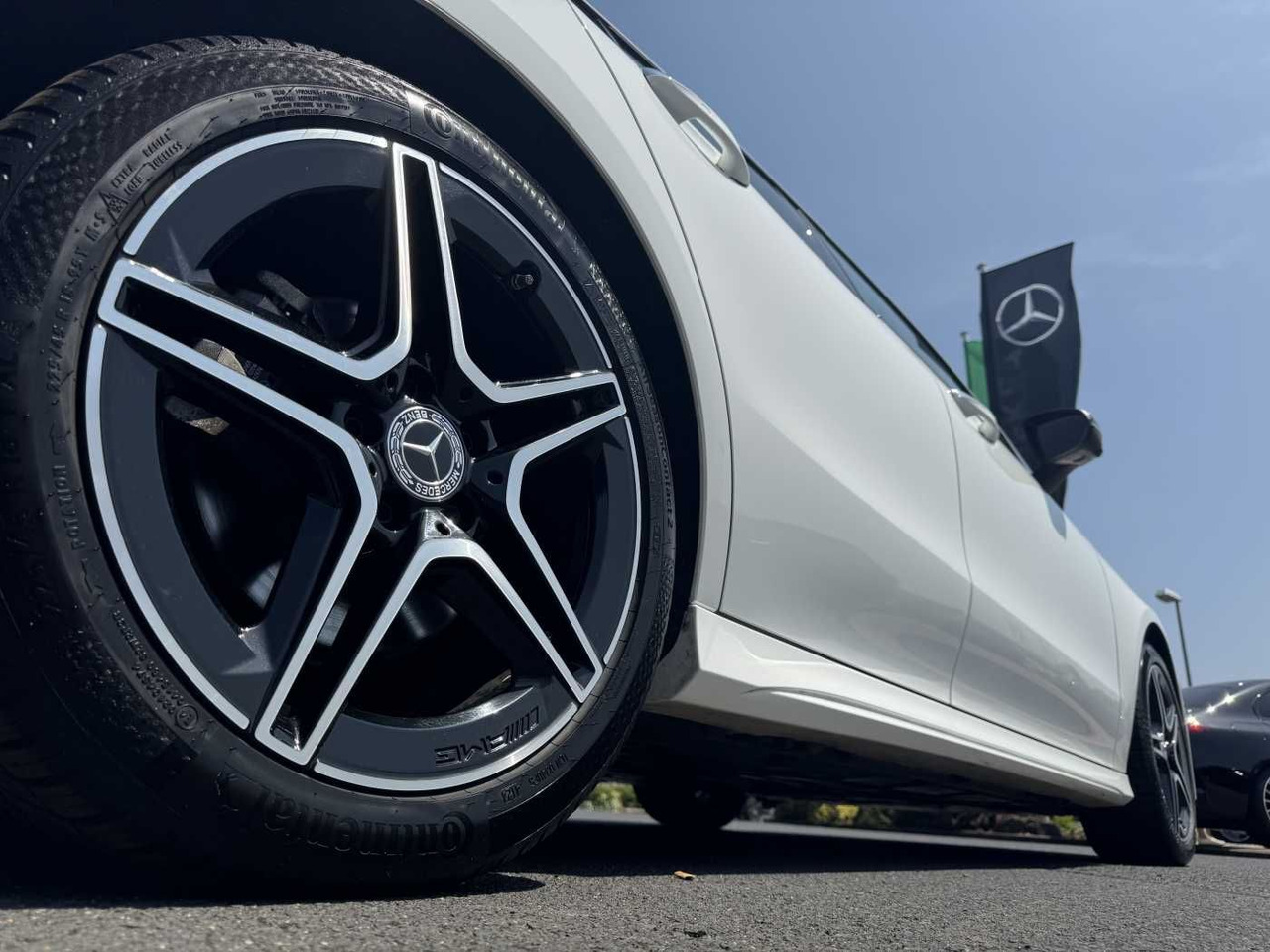 Mercedes-Benz CLA 220d Shooting Brake AMG+Pano+Distr+AHK+uvm. - Veturë: foto 5 Mercedes-Benz CLA 220d Shooting Brake AMG+Pano+Distr+AHK+uvm. - Veturë: foto 5