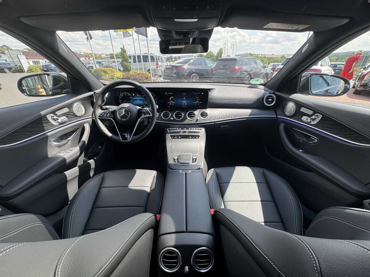 Makinë me portobagazh Mercedes-Benz E 220d AMG+Pano+Burm+Distr+Memory+AHK+360: foto 12 Makinë me portobagazh Mercedes-Benz E 220d AMG+Pano+Burm+Distr+Memory+AHK+360: foto 12