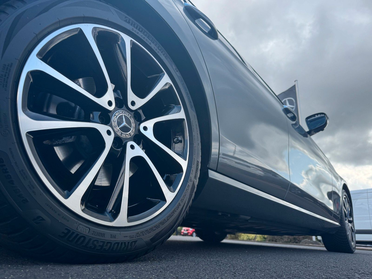 Mercedes-Benz E 220d Avantgarde+DistrPlus+Pano+Burm+360+Night - Makinë me portobagazh: foto 5 Mercedes-Benz E 220d Avantgarde+DistrPlus+Pano+Burm+360+Night - Makinë me portobagazh: foto 5