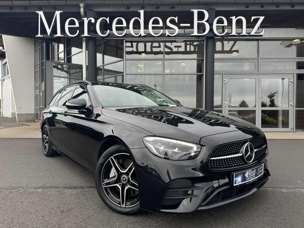 Mercedes-Benz E 300de T AMG+Pano+DistrPlus+Night +AHK+360+Ambi - Veturë: foto 1 Mercedes-Benz E 300de T AMG+Pano+DistrPlus+Night +AHK+360+Ambi - Veturë: foto 1