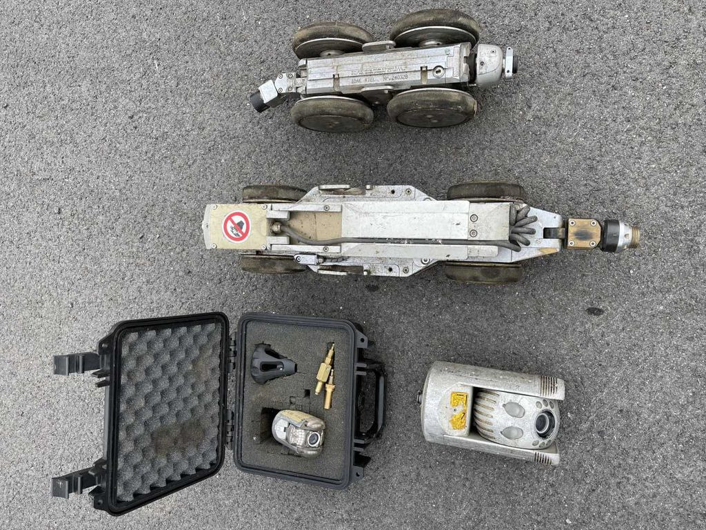 Mercedes-Benz Kanal Rohr TV Kamera Inspektion Ibak - Kamion me vakuum: foto 5 Mercedes-Benz Kanal Rohr TV Kamera Inspektion Ibak - Kamion me vakuum: foto 5