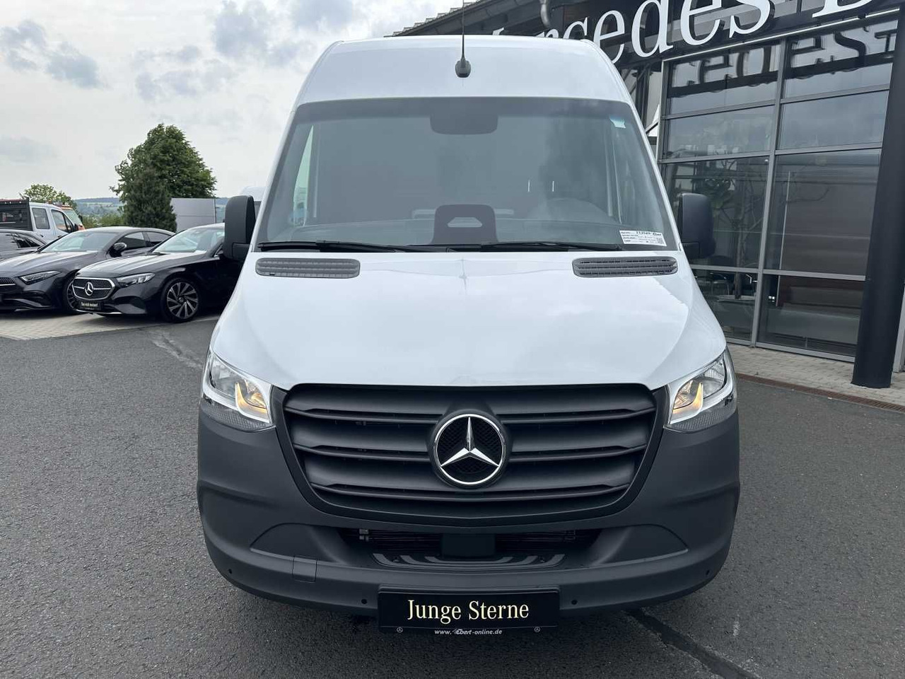 Mercedes-Benz Sprinter 317 CDI 4325 9G AHK Klima Kamera MBUX - Furgon: foto 2 Mercedes-Benz Sprinter 317 CDI 4325 9G AHK Klima Kamera MBUX - Furgon: foto 2