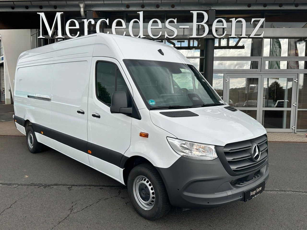 Mercedes-Benz Sprinter 317 CDI 9G 4325 Klima Kamera SHZ AHK - Furgon: foto 1 Mercedes-Benz Sprinter 317 CDI 9G 4325 Klima Kamera SHZ AHK - Furgon: foto 1