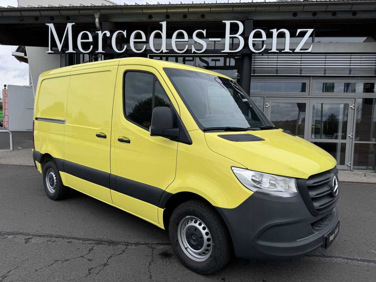 Mercedes-Benz Sprinter 317 CDI Streckenbegleitfahrzeug BF3/BF4 - Furgon i vogël: foto 1 Mercedes-Benz Sprinter 317 CDI Streckenbegleitfahrzeug BF3/BF4 - Furgon i vogël: foto 1