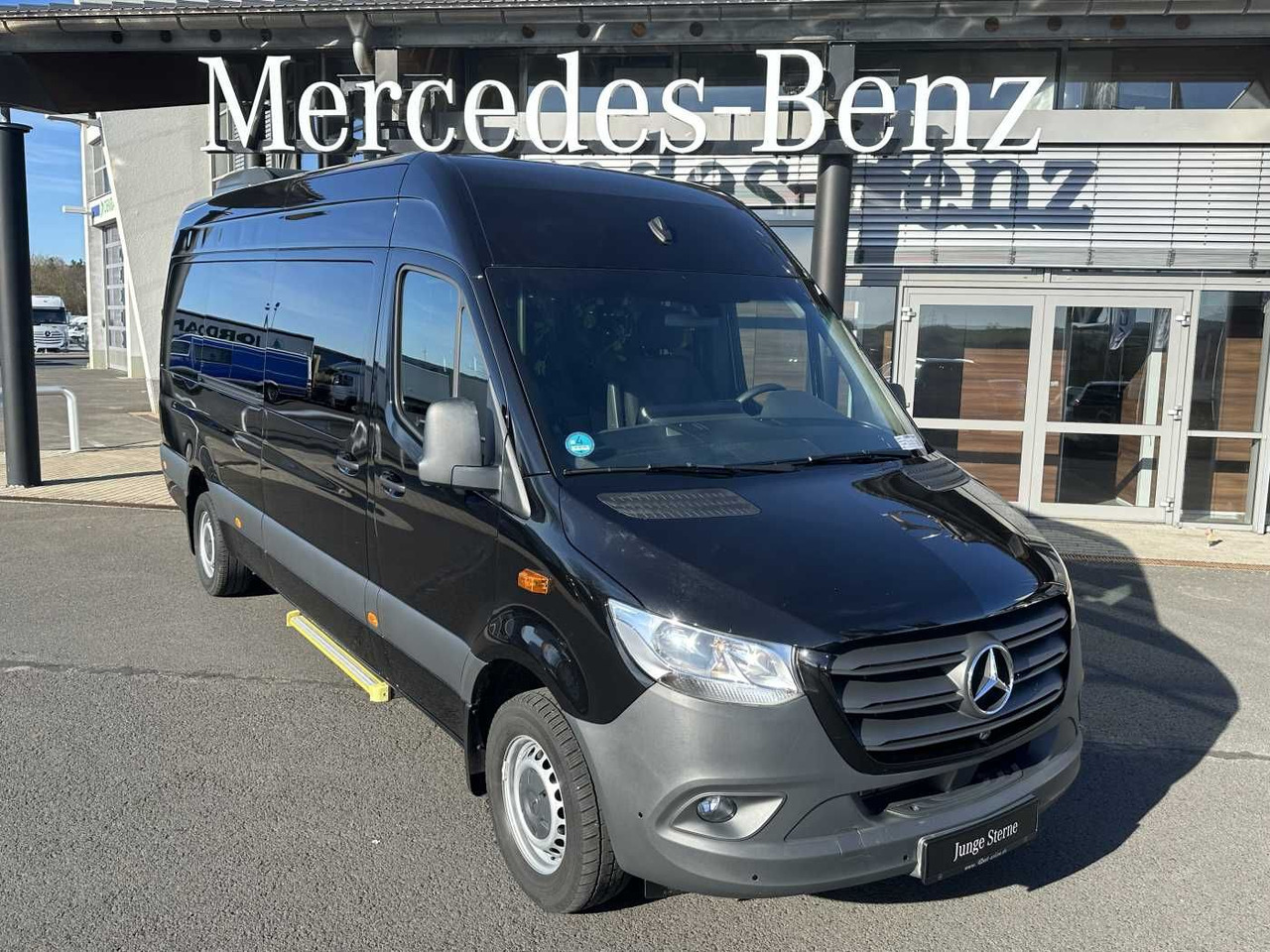 Mercedes-Benz Sprinter 317 CDI Tourer Dachklima AHK 360 MBUX - Kamioncine dopio kabinë: foto 1 Mercedes-Benz Sprinter 317 CDI Tourer Dachklima AHK 360 MBUX - Kamioncine dopio kabinë: foto 1