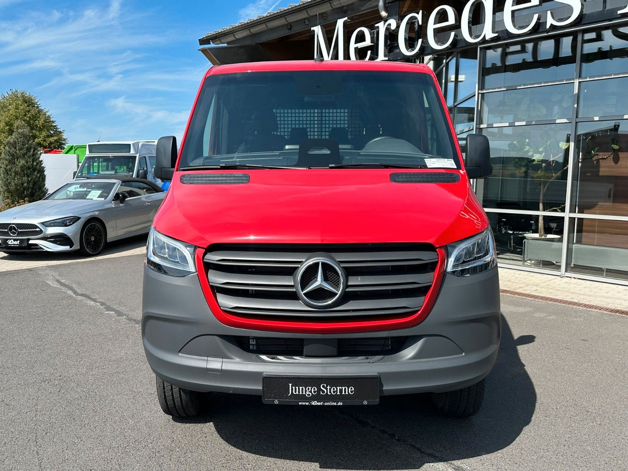 Mercedes-Benz Sprinter 319 CDI 4x4 DoKa Klima AHK3,5to - Kamioncine me tendë, Kamioncine dopio kabinë: foto 2 Mercedes-Benz Sprinter 319 CDI 4x4 DoKa Klima AHK3,5to - Kamioncine me tendë, Kamioncine dopio kabinë: foto 2