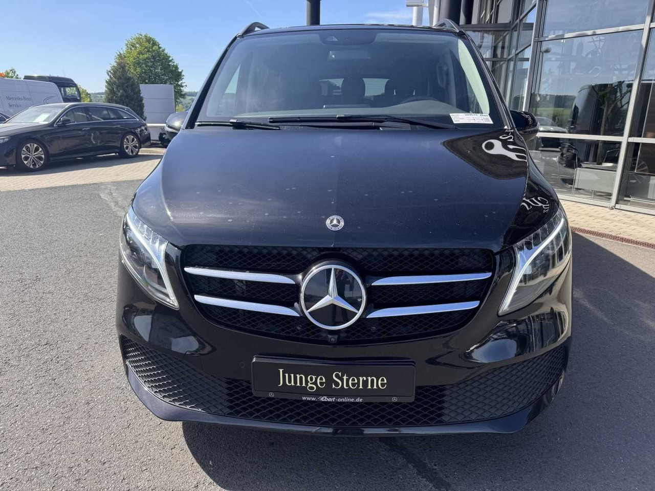 Mercedes-Benz V 300 d AVA Extralang AIRMATIC Standheiz 360Kam - Veturë: foto 2 Mercedes-Benz V 300 d AVA Extralang AIRMATIC Standheiz 360Kam - Veturë: foto 2