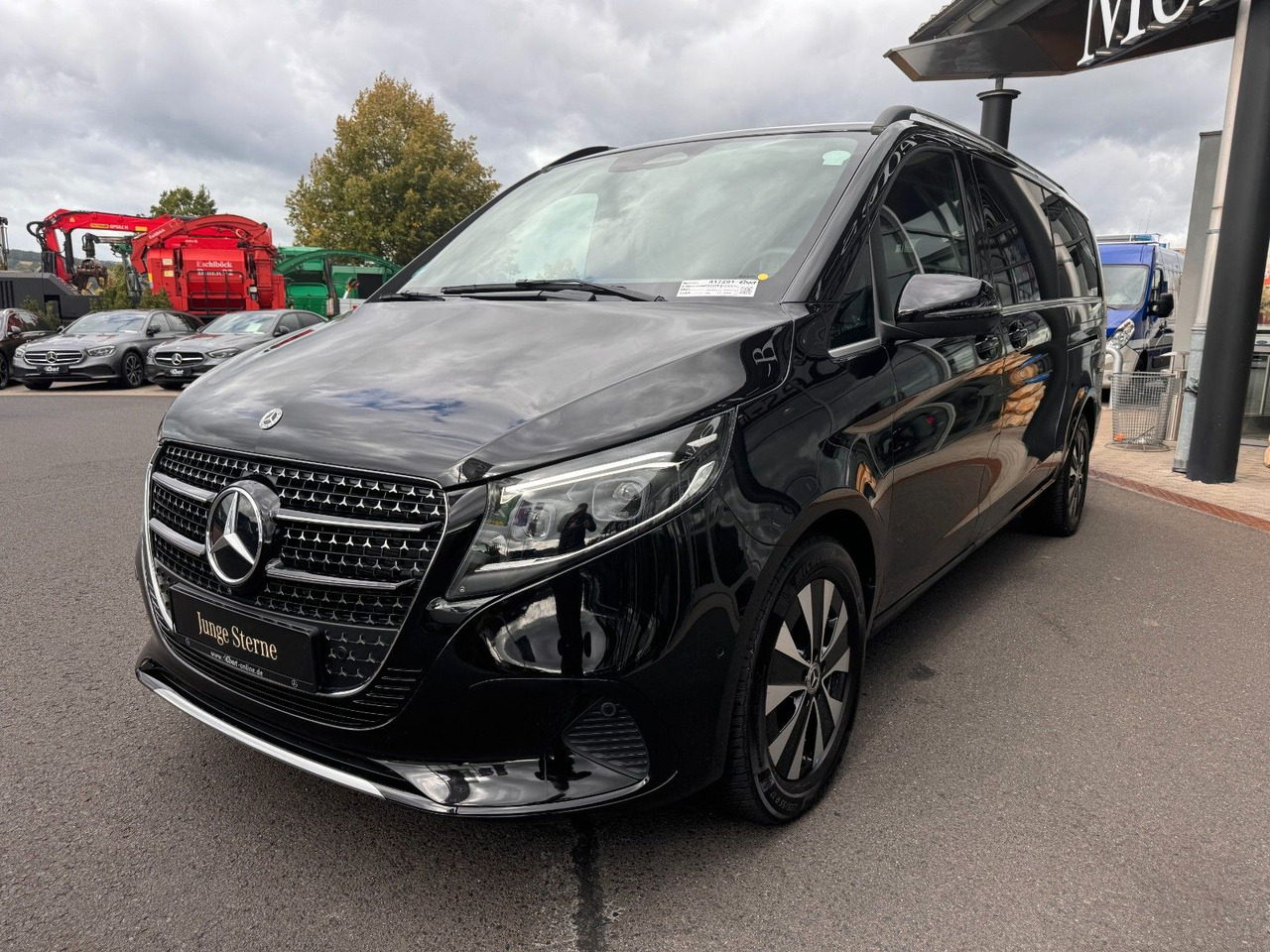 Mercedes-Benz V 300 d AVANTGARDE Extralang 360Kamera Standheiz - Furgon pasagjerësh: foto 3 Mercedes-Benz V 300 d AVANTGARDE Extralang 360Kamera Standheiz - Furgon pasagjerësh: foto 3