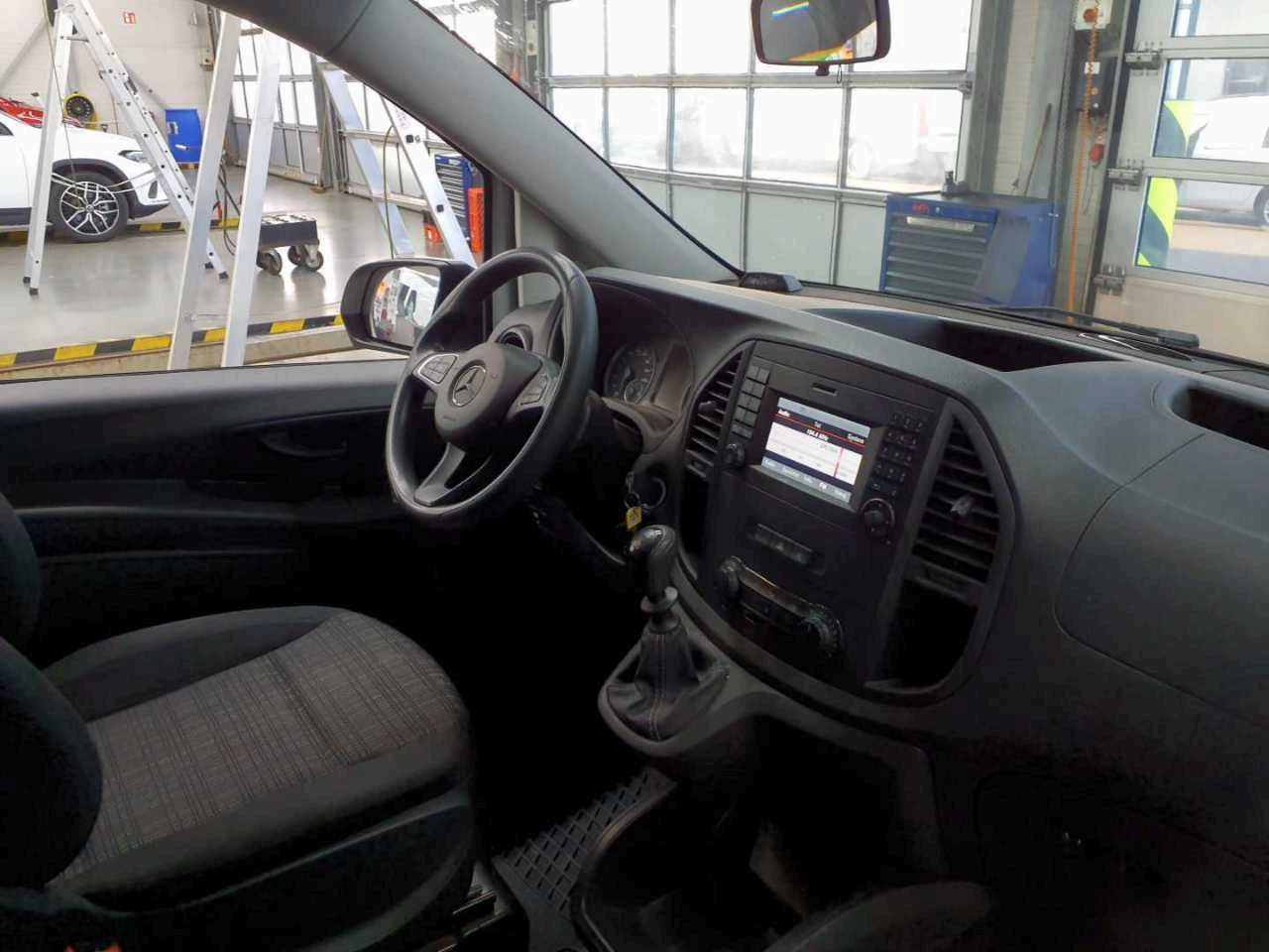 Mercedes-Benz Vito 114 CDI Mixto Klima Kamera Tempomat AHK - Furgon pasagjerësh, Kamioncine dopio kabinë: foto 5 Mercedes-Benz Vito 114 CDI Mixto Klima Kamera Tempomat AHK - Furgon pasagjerësh, Kamioncine dopio kabinë: foto 5