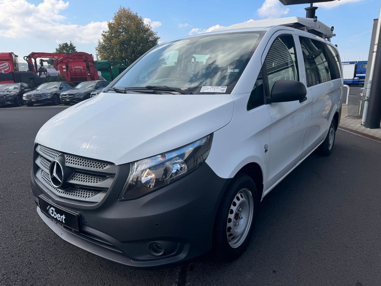 Mercedes-Benz Vito 114 CDI Tourer Begleitfahrzeug BF3+ / WVZ - Furgon pasagjerësh: foto 3 Mercedes-Benz Vito 114 CDI Tourer Begleitfahrzeug BF3+ / WVZ - Furgon pasagjerësh: foto 3