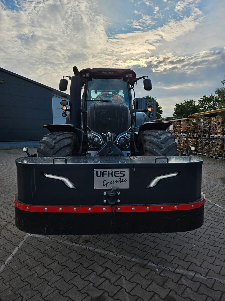 Valtra S374 / nur: 1.980h! / 06.2017 / Holzhacker - Copëtuese druri: foto 4 Valtra S374 / nur: 1.980h! / 06.2017 / Holzhacker - Copëtuese druri: foto 4