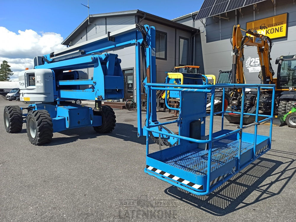 Genie Z-60/34J RT 4x4 Kuukulkija - Krah me çernjerë: foto 2 Genie Z-60/34J RT 4x4 Kuukulkija - Krah me çernjerë: foto 2