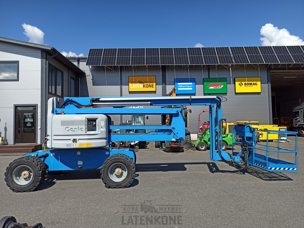 Genie Z-60/34J RT 4x4 Kuukulkija - Krah me çernjerë: foto 1 Genie Z-60/34J RT 4x4 Kuukulkija - Krah me çernjerë: foto 1