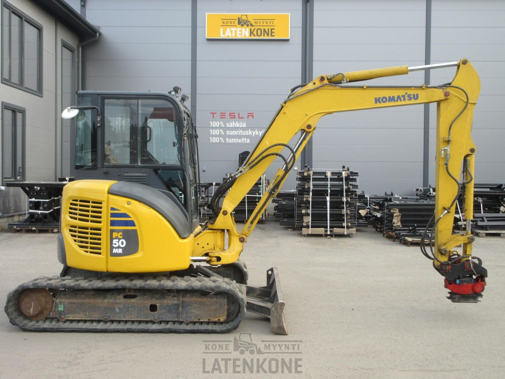 Komatsu PC50MR PETOKSELLA VIETY LÖYTÖPALKKIO STOLEN - Ekskavator me zinxhirë: foto 1 Komatsu PC50MR PETOKSELLA VIETY LÖYTÖPALKKIO STOLEN - Ekskavator me zinxhirë: foto 1