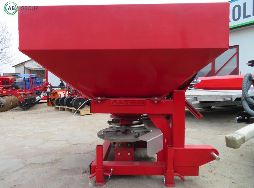 Altro fertilizer spreader RN-600 - Shpërndarës plehu kimik: foto 4 Altro fertilizer spreader RN-600 - Shpërndarës plehu kimik: foto 4