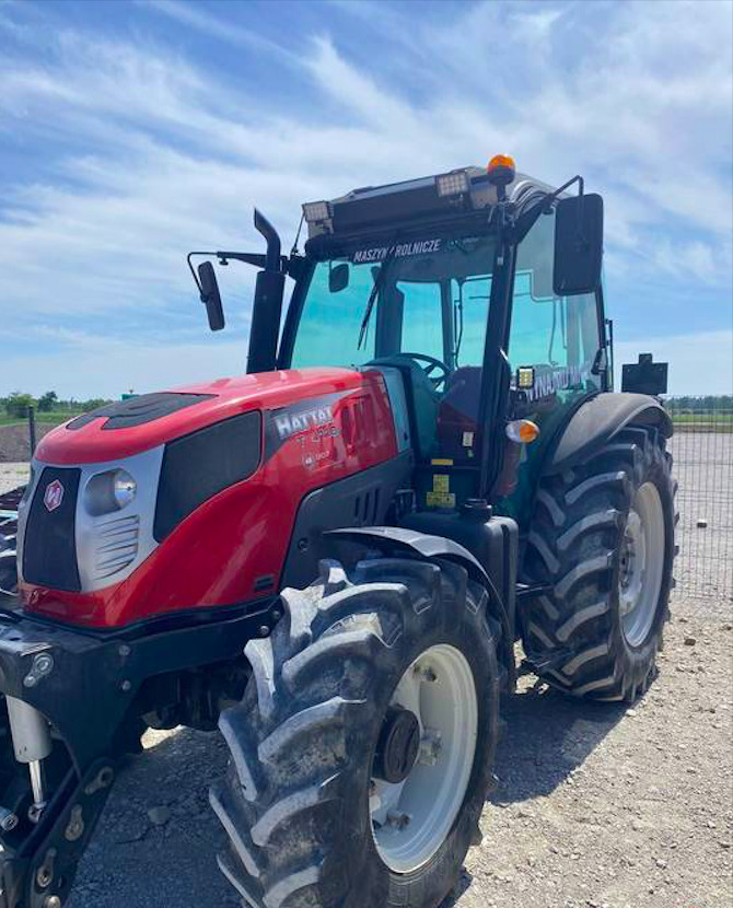 Ciągnik Hattat 4110 - Traktor: foto 3 Ciągnik Hattat 4110 - Traktor: foto 3