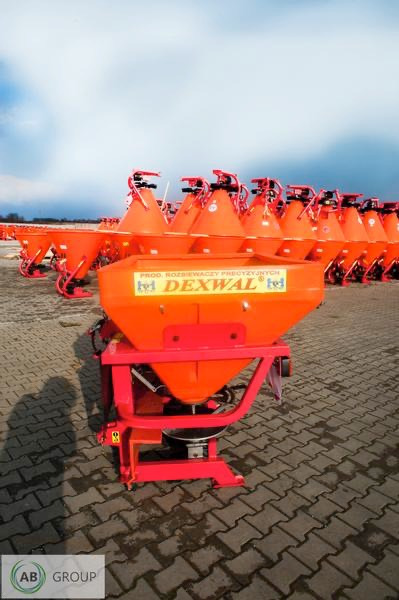 Dexwal Tornado Duo fertilizer spreader 850 l/1200 kg - Shpërndarës plehu kimik: foto 1 Dexwal Tornado Duo fertilizer spreader 850 l/1200 kg - Shpërndarës plehu kimik: foto 1