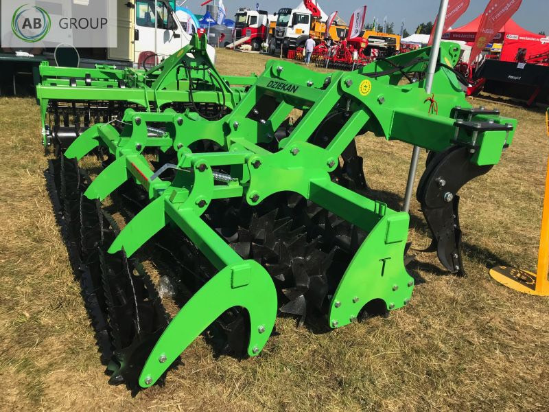 Dziekan chisel plow CENTAUR 2.5 m PDBC25F2Z2 - Plug për punime të thella: foto 1 Dziekan chisel plow CENTAUR 2.5 m PDBC25F2Z2 - Plug për punime të thella: foto 1