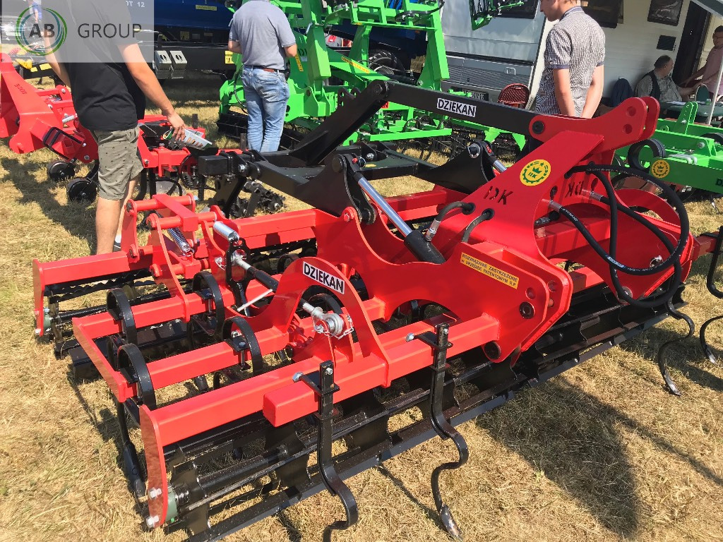 Dziekan seedbed combination REX 2.7 m AUSR27H2 - Kultivator: foto 1 Dziekan seedbed combination REX 2.7 m AUSR27H2 - Kultivator: foto 1
