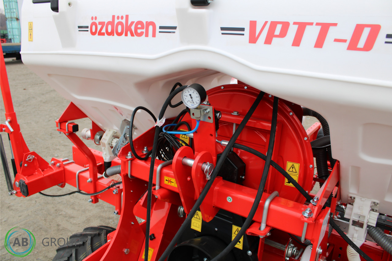 Four-row pneumatic precision seeder with depth fertilization Ozdoken VPTT - Makinë mbjellëse precize: foto 4 Four-row pneumatic precision seeder with depth fertilization Ozdoken VPTT - Makinë mbjellëse precize: foto 4