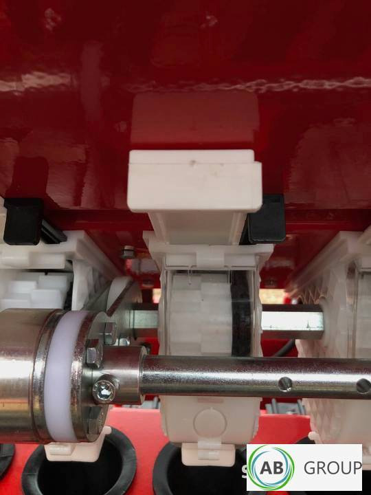 Ozdoken grain seeder Pertum S300, 3 m - single-disc coulter type - on stock - Mbjellëse në radhë: foto 2 Ozdoken grain seeder Pertum S300, 3 m - single-disc coulter type - on stock - Mbjellëse në radhë: foto 2