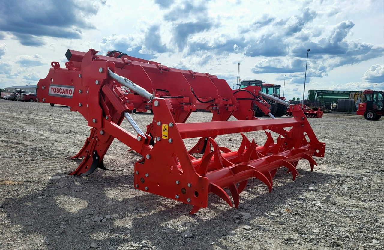 Toscano chisel plow IPST-5 - Demo sale - Plug për punime të thella: foto 1 Toscano chisel plow IPST-5 - Demo sale - Plug për punime të thella: foto 1