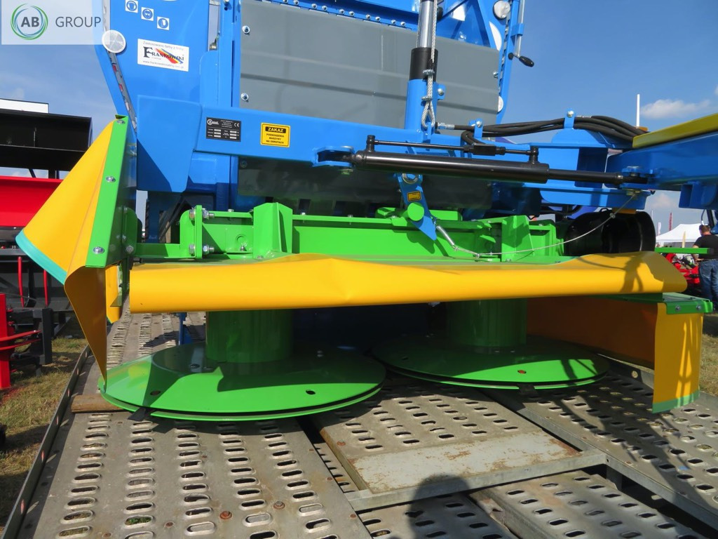 Zamet green forage mower T635 -14,5 m3 - Vagon vetëngarkues: foto 4 Zamet green forage mower T635 -14,5 m3 - Vagon vetëngarkues: foto 4