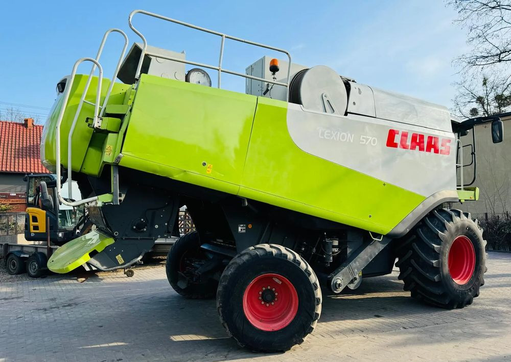 Claas Lexion 570 - Autokombajnë: foto 4 Claas Lexion 570 - Autokombajnë: foto 4