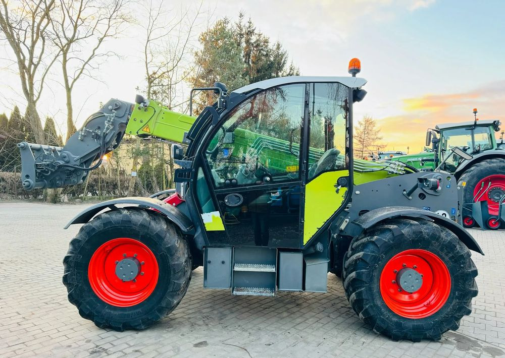 Claas SCORPION 732 - Ekskavator teleskopik: foto 2 Claas SCORPION 732 - Ekskavator teleskopik: foto 2