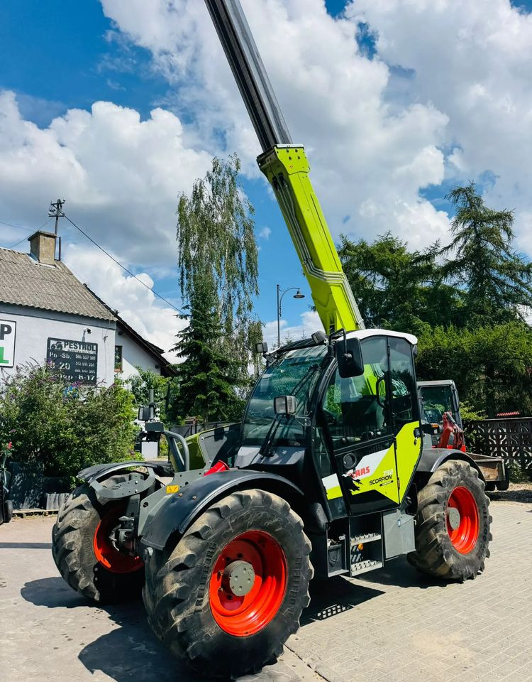 Claas Scorpion 732 VARIPOWER - Ekskavator teleskopik: foto 1 Claas Scorpion 732 VARIPOWER - Ekskavator teleskopik: foto 1