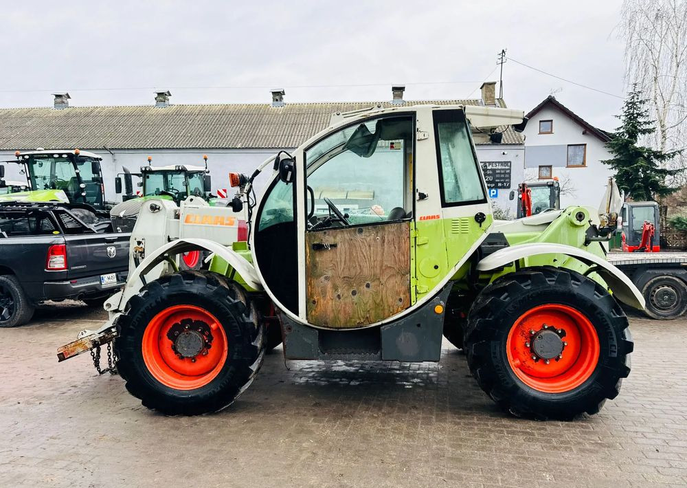 Claas TARGO K50 - Ekskavator teleskopik: foto 5 Claas TARGO K50 - Ekskavator teleskopik: foto 5