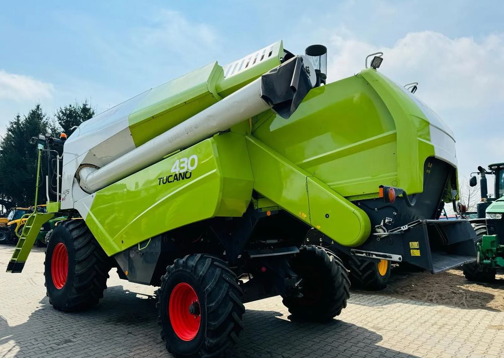 Claas Tucano 430 APS - Autokombajnë: foto 2 Claas Tucano 430 APS - Autokombajnë: foto 2