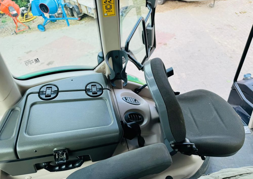 Traktor Fendt 828 Vario Profi Plus: foto 18