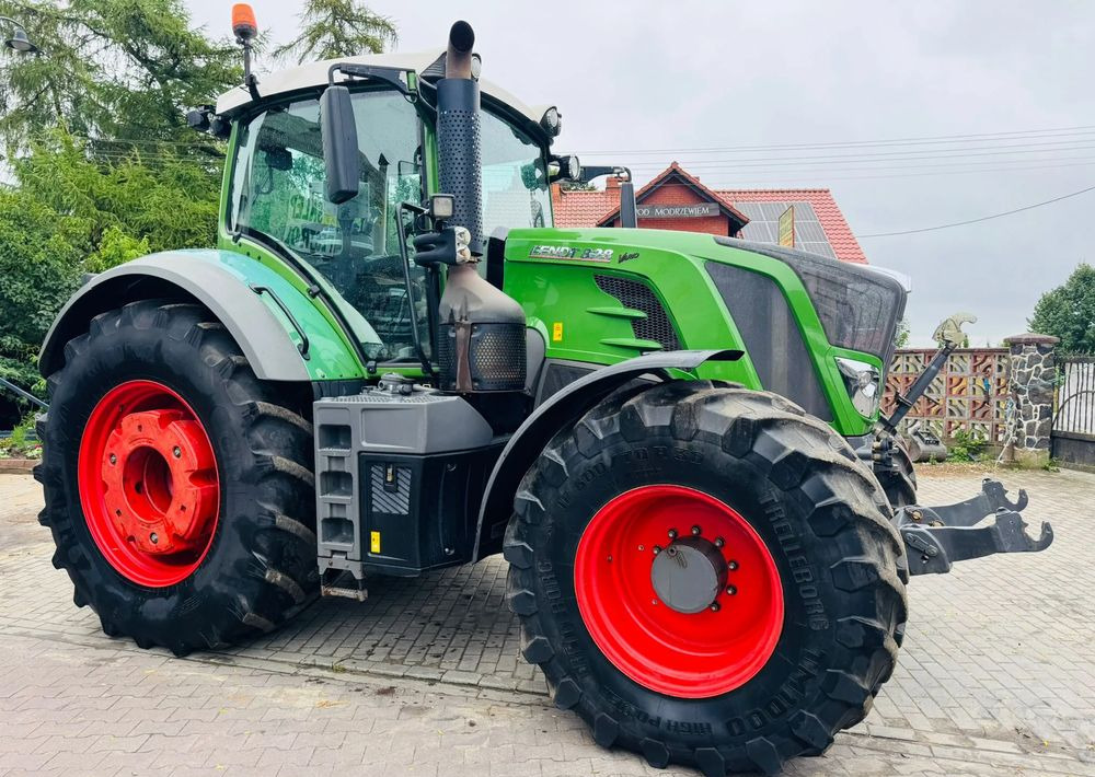 Fendt 828 Vario Profi Plus - Traktor: foto 3 Fendt 828 Vario Profi Plus - Traktor: foto 3