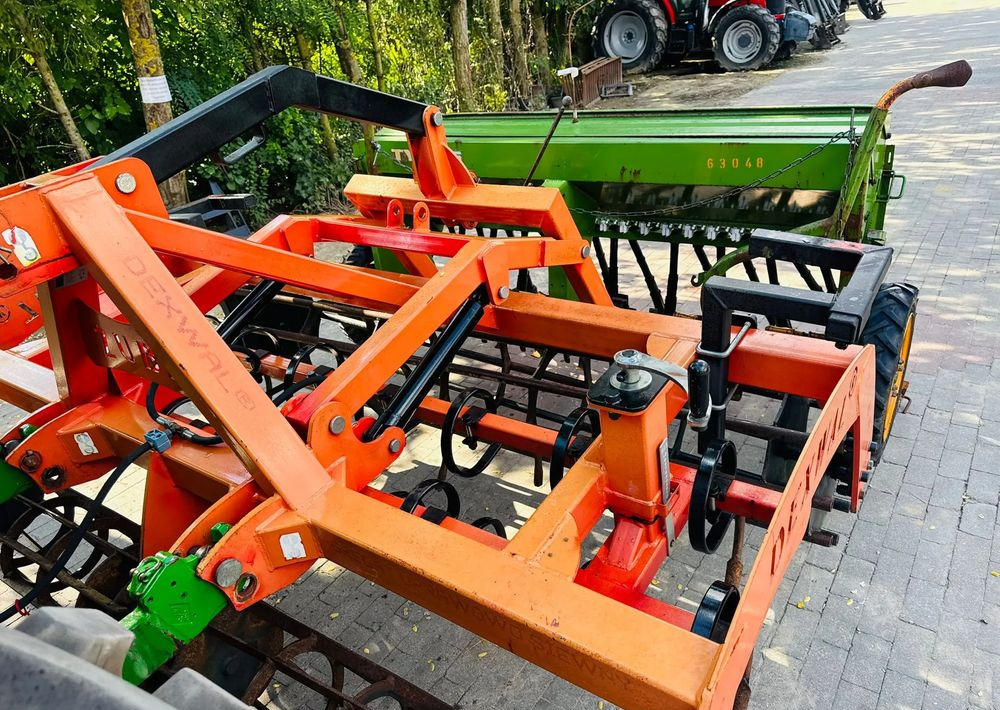 Inny DEXWAL BIS - Mbjellëse e kombinuar në radhë: foto 3 Inny DEXWAL BIS - Mbjellëse e kombinuar në radhë: foto 3