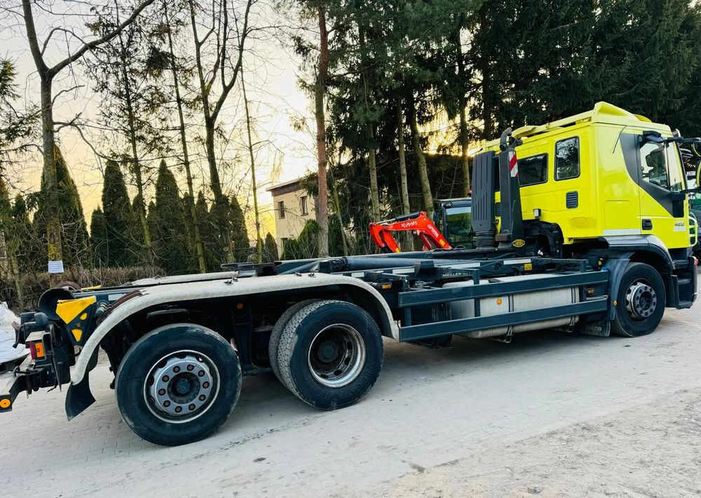 Iveco STRALIS - Kamion vetëngarkues: foto 3 Iveco STRALIS - Kamion vetëngarkues: foto 3