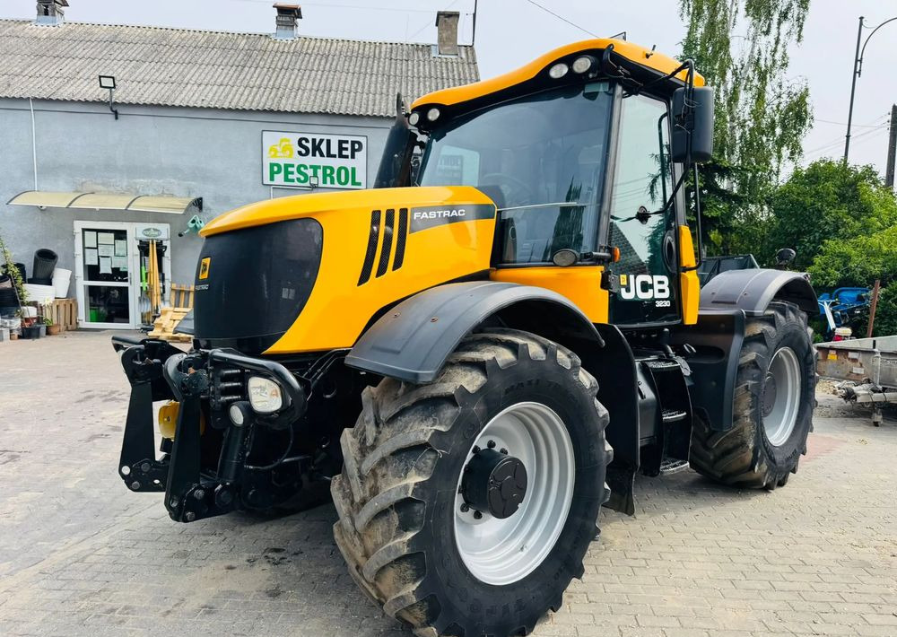JCB FASTRAC 3230 - Traktor: foto 1 JCB FASTRAC 3230 - Traktor: foto 1