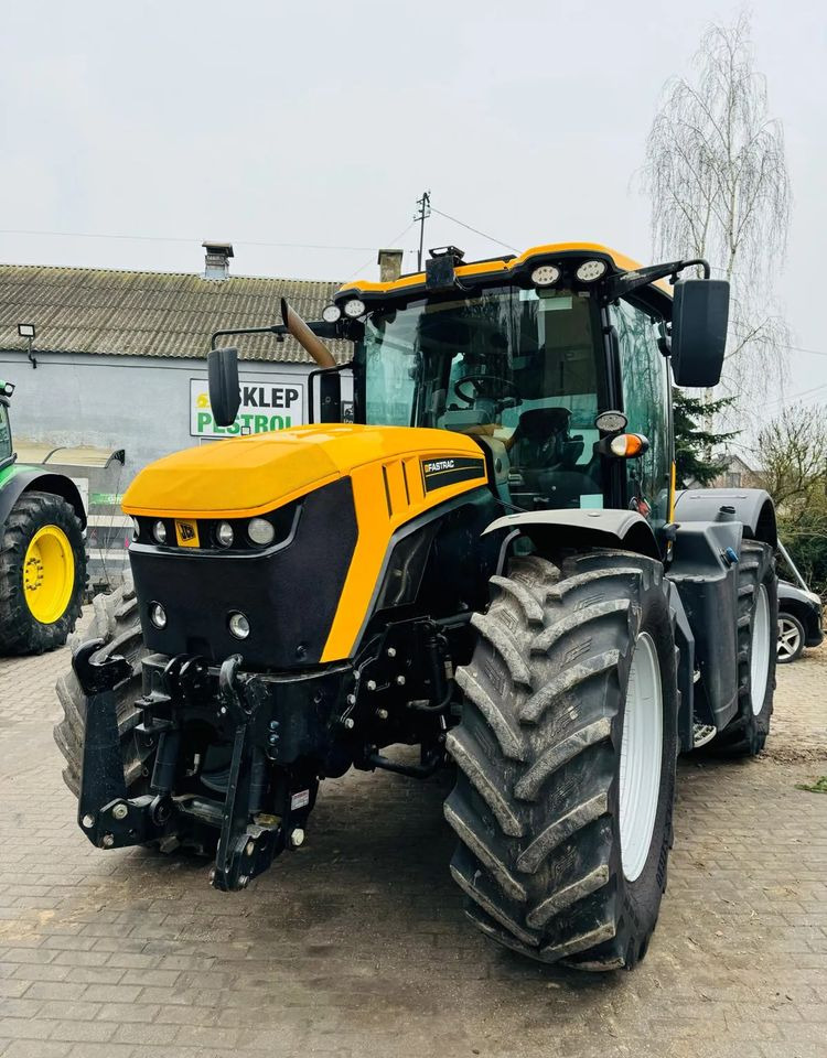 JCB FASTRAC 4220 - Traktor: foto 1 JCB FASTRAC 4220 - Traktor: foto 1