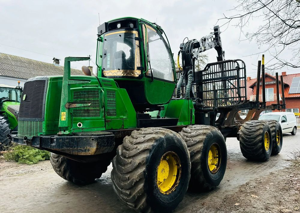 John Deere 1910E - Transportues pyjor: foto 1 John Deere 1910E - Transportues pyjor: foto 1