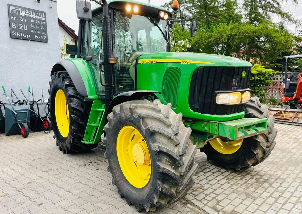John Deere 6920 - Traktor: foto 1 John Deere 6920 - Traktor: foto 1