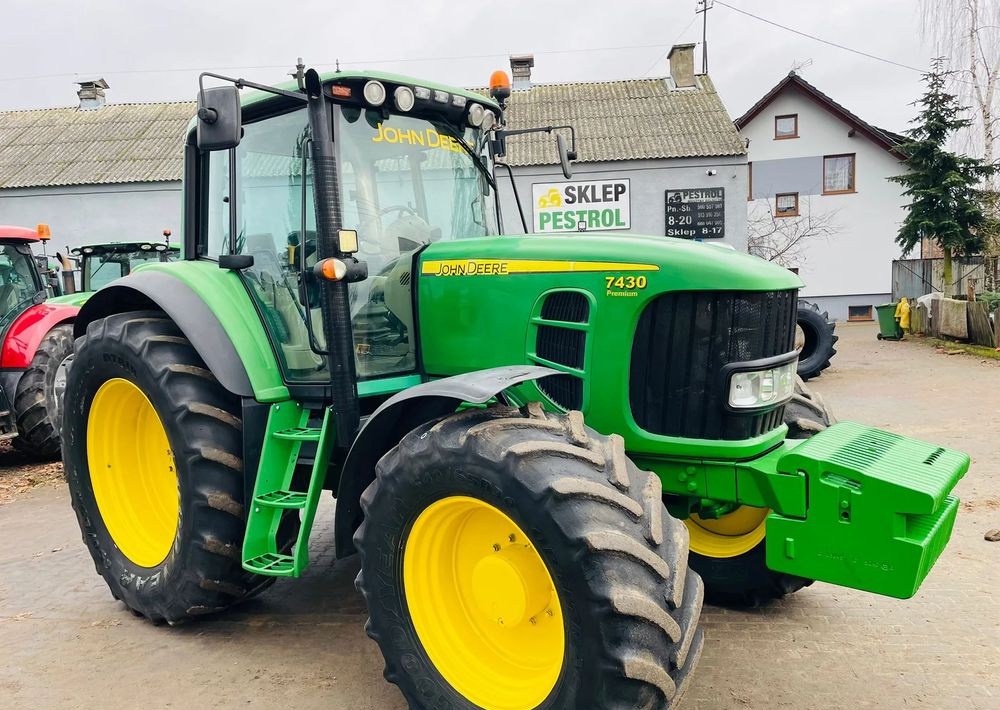 John Deere 7430 - Traktor: foto 2 John Deere 7430 - Traktor: foto 2