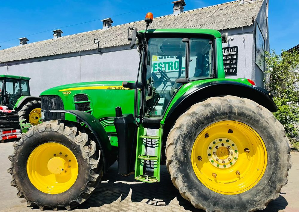 John Deere 7530 PREMIUM - Traktor: foto 4 John Deere 7530 PREMIUM - Traktor: foto 4