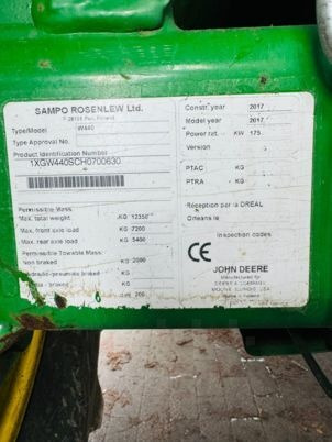 John Deere W440 - Autokombajnë: foto 3 John Deere W440 - Autokombajnë: foto 3
