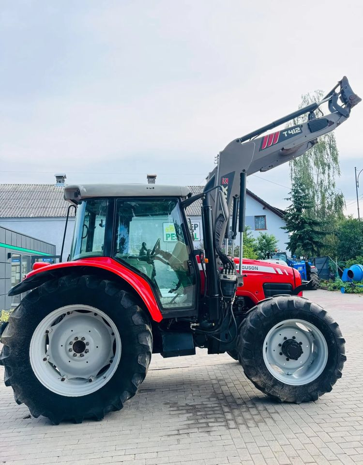 Massey Ferguson 5460 - Traktor: foto 4 Massey Ferguson 5460 - Traktor: foto 4