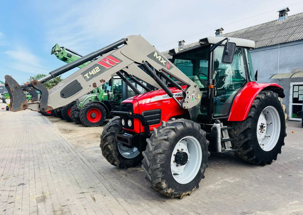 Massey Ferguson 5460 - Traktor: foto 1 Massey Ferguson 5460 - Traktor: foto 1
