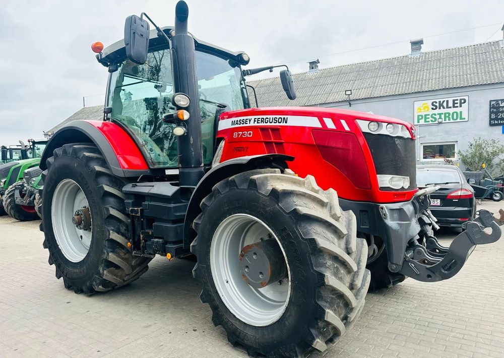 Massey Ferguson 8730 DYNA VT - Traktor: foto 1 Massey Ferguson 8730 DYNA VT - Traktor: foto 1