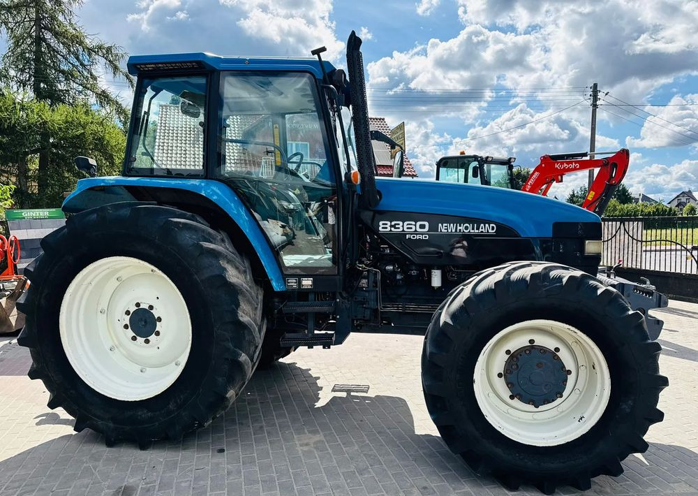 New Holland 8360 - Traktor: foto 5 New Holland 8360 - Traktor: foto 5